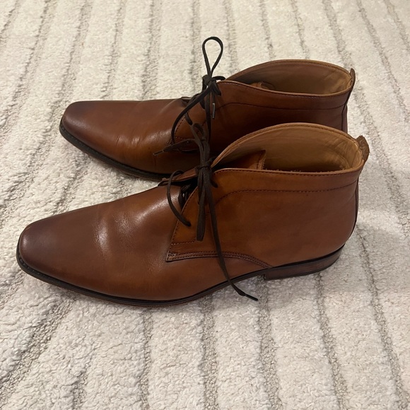 Men’s Brown Chukka Boot - Picture 3 of 5